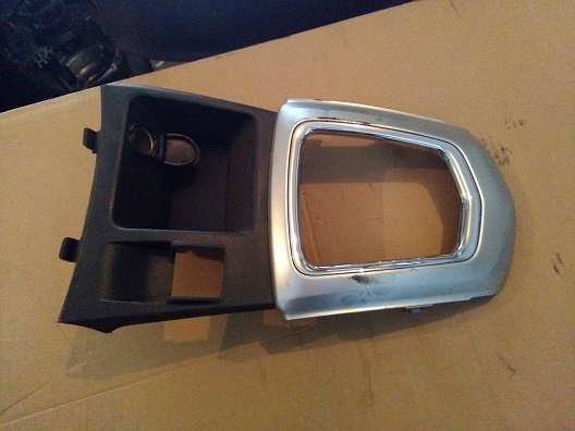 2015 MODEL NİSSAN QASHQAİ ÇIKMA  ÇIKMA VİTES ÇERÇEVESİ ADNAN TÜRK OTO 'DA